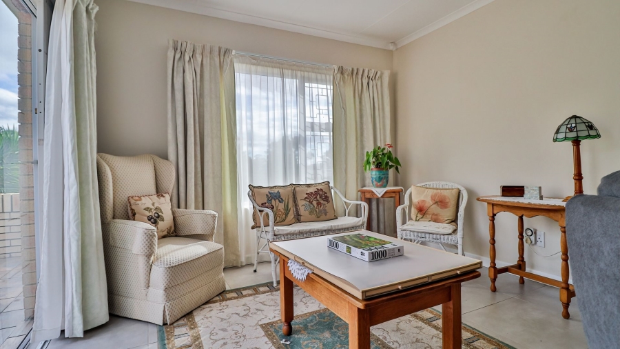 To Let 3 Bedroom Property for Rent in Lovemore Heights Estate Eastern Cape